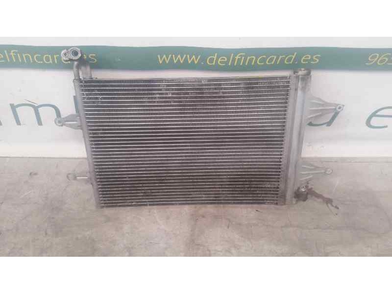 Recambio de condensador / radiador aire acondicionado para volkswagen polo (9n1) highline referencia OEM IAM C8290 T8 01 6Q08204