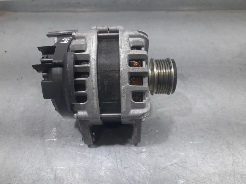 Recambio de alternador para nissan qashqai ii (j11, j11_) 1.5 dci referencia OEM IAM 231004719RA FG18T177 VALEO