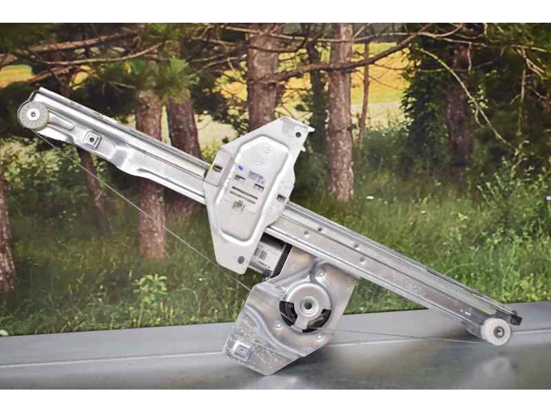 Recambio de elevalunas delantero derecho para citroën berlingo station wagon feel referencia OEM IAM 9802389180 2 PINS ELECTRICO