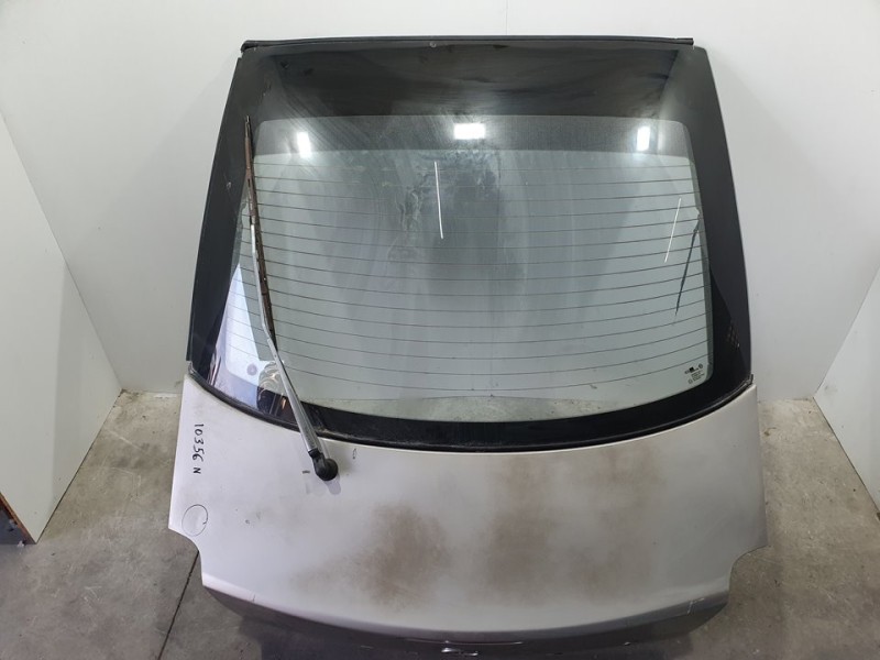 Recambio de porton trasero para kia shuma 1.5 comfort 5 berlina referencia OEM IAM   