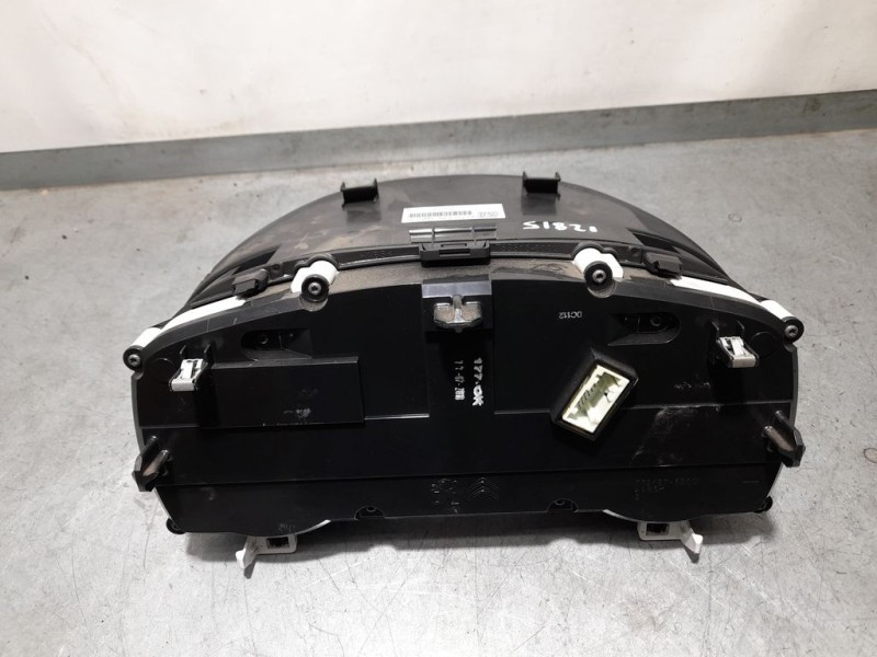 Recambio de cuadro instrumentos para opel crossland x innovation referencia OEM IAM 9822632780  