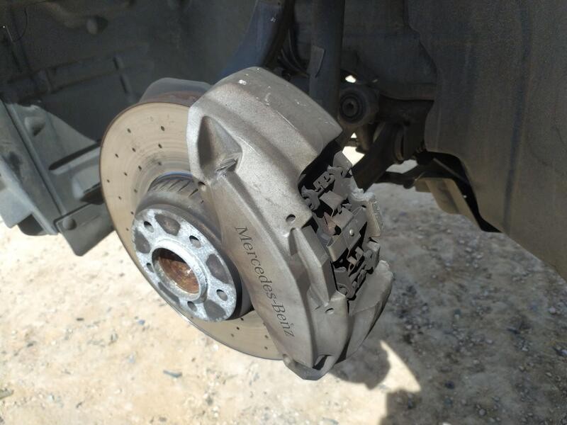 Recambio de pinza freno delantera izquierda para mercedes-benz clase c coupé (c205) c 200 (205.342) referencia OEM IAM A01142195