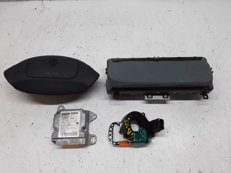 Recambio de kit airbag para renault megane i berlina hatchback (ba0) referencia OEM IAM 550548400  
