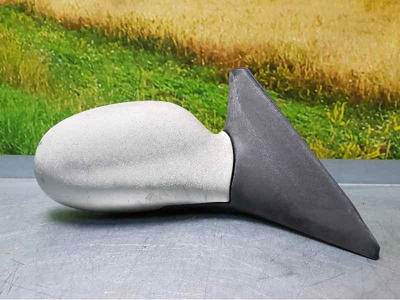 Recambio de retrovisor derecho para kia shuma 1.5 comfort 5 berlina referencia OEM IAM  3 PINS ELECTRICO