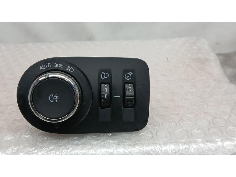 Recambio de mando luces para opel crossland x edition referencia OEM IAM 39208050  17036106