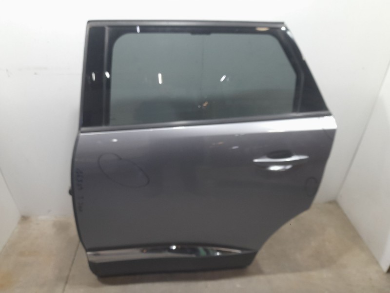 Recambio de puerta trasera izquierda para peugeot 5008 allure referencia OEM IAM 9815638880  TOCADA