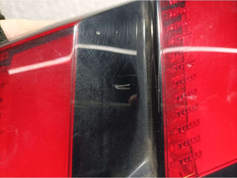 Recambio de piloto trasero derecho para peugeot 3008 allure referencia OEM IAM 9810477780  LED-INTERIOR ROZADO