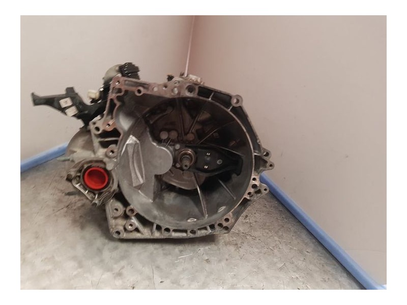 Recambio de caja cambios para opel combo cargo (e) edition referencia OEM IAM 20ET52 8328499 5VELOCIDADES