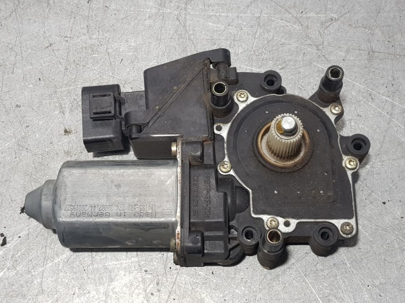 Recambio de motor elevalunas delantero izquierdo para audi a4 berlina (b5) 1.9 tdi referencia OEM IAM 114185101  