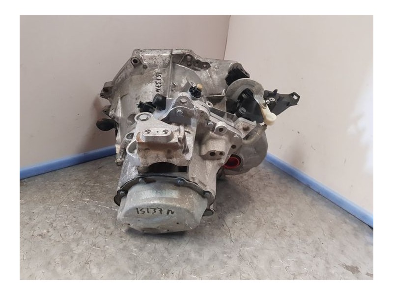 Recambio de caja cambios para opel combo cargo (e) edition referencia OEM IAM 20ET52 8328499 5VELOCIDADES