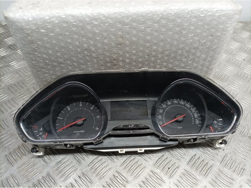 Recambio de cuadro instrumentos para peugeot 208 active referencia OEM IAM 9805400480  