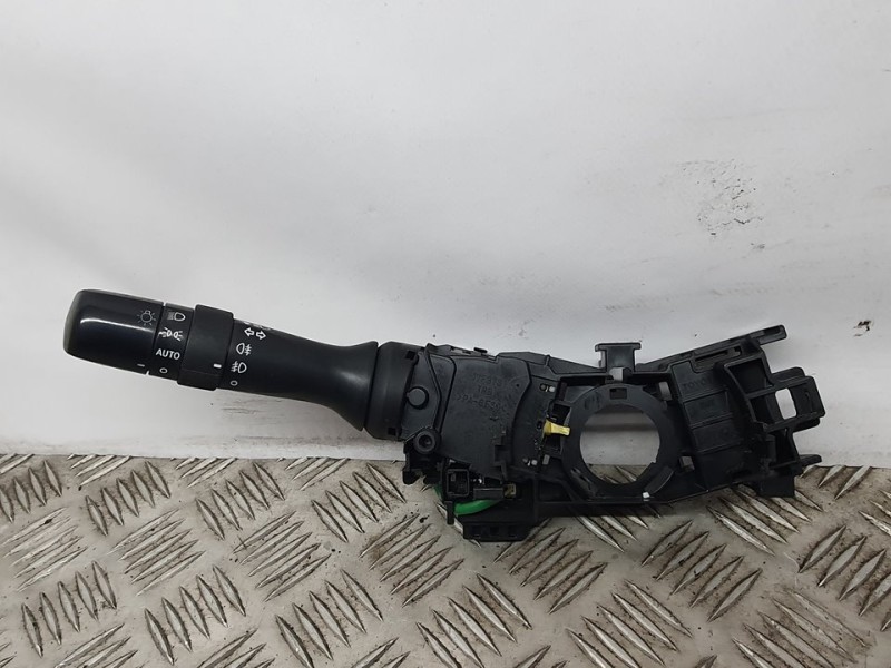Recambio de mando luces para toyota verso active referencia OEM IAM 0519017F373  