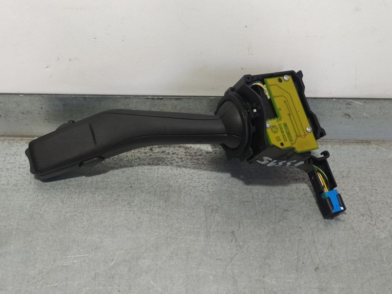 Recambio de mando limpia para volkswagen golf v berlina (1k1) trendline referencia OEM IAM 1K0953519A  