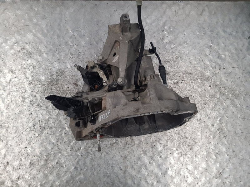 Recambio de caja cambios para renault megane iii berlina 5 p expression referencia OEM IAM JR5175 A027175 5VELOCIDADES