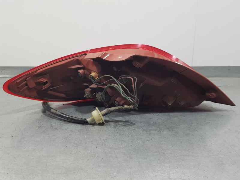 Recambio de piloto trasero derecho para mazda 2 lim. (de) 1.4 crtd active (5-ptas.) (50kw) referencia OEM IAM D65151150  