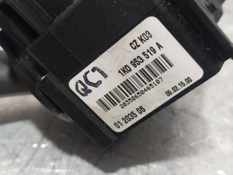 Recambio de mando limpia para volkswagen golf v berlina (1k1) trendline referencia OEM IAM 1K0953519A  