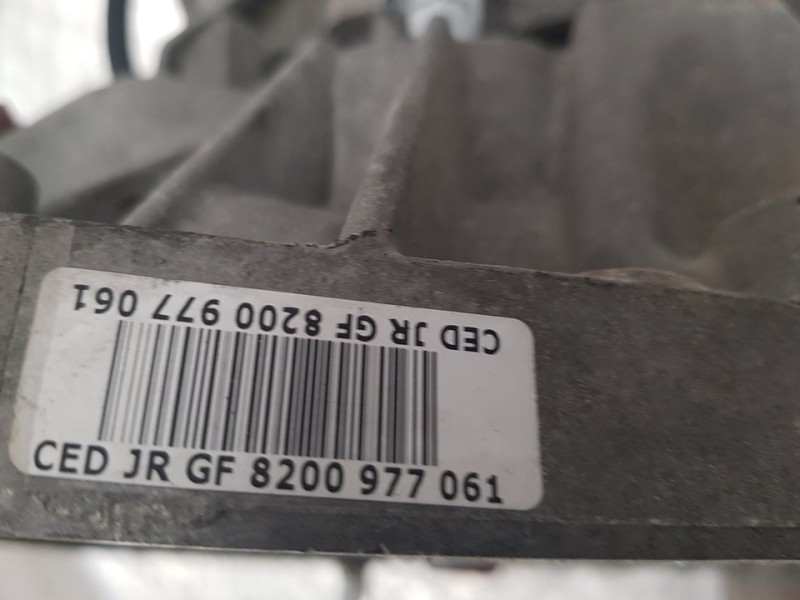 Recambio de caja cambios para renault megane iii berlina 5 p expression referencia OEM IAM JR5175 A027175 5VELOCIDADES