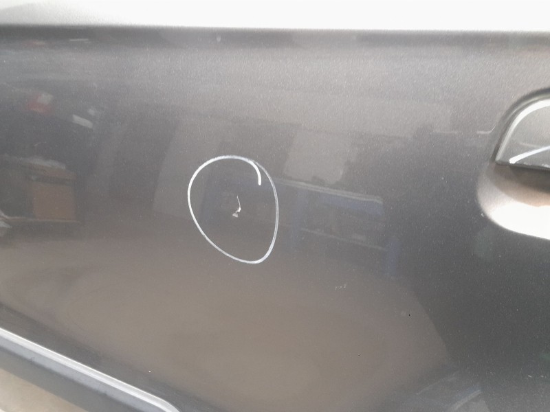 Recambio de puerta trasera izquierda para kia soul diva referencia OEM IAM 77003 TOCADA 