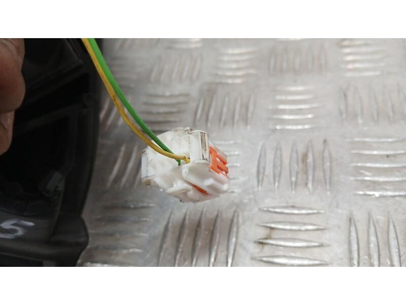 Recambio de retrovisor derecho para peugeot 5008 allure referencia OEM IAM 1618047080 ELECTRICO, TOCADO 11 Y 2 CABLES 