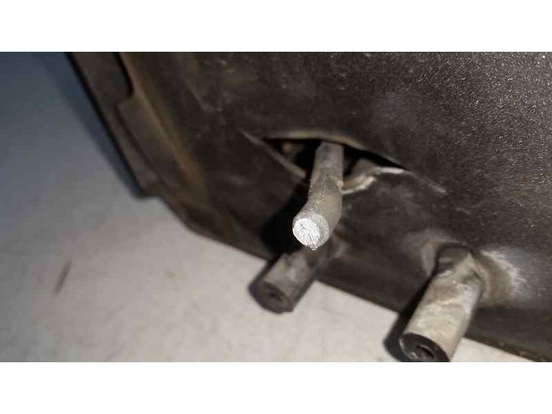 Recambio de retrovisor izquierdo para ford fiesta berl./courier surf referencia OEM IAM 6936540 TOCADO C/M