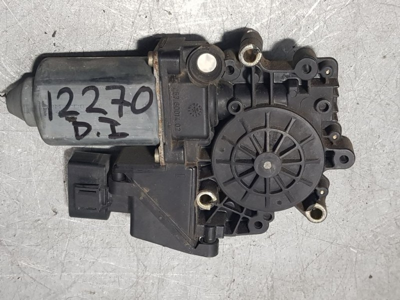 Recambio de motor elevalunas delantero izquierdo para audi a4 berlina (b5) 1.9 tdi referencia OEM IAM 114185101  