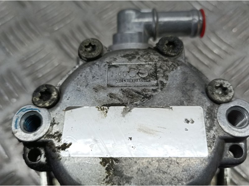 Recambio de bomba direccion para citroën c5 berlina 2.2 hdi exclusive automático referencia OEM IAM 9636086680 ZF 40077A