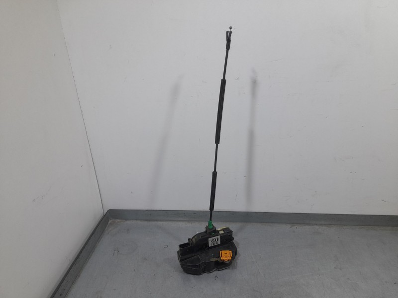 Recambio de cerradura puerta trasera derecha para chevrolet orlando (j309) 2.0 d referencia OEM IAM 13579866  