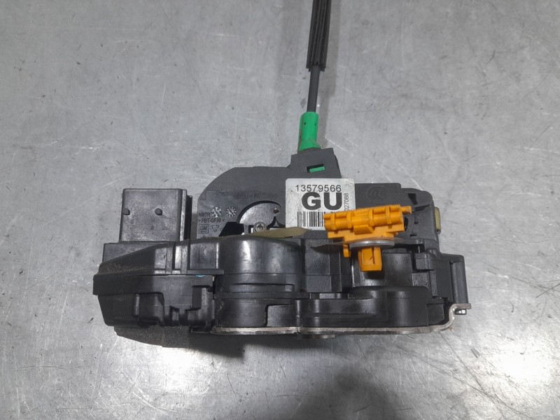 Recambio de cerradura puerta trasera derecha para chevrolet orlando (j309) 2.0 d referencia OEM IAM 13579866  