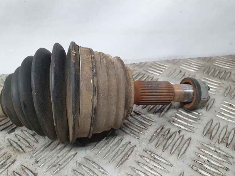 Recambio de transmision delantera izquierda para peugeot 3008 allure referencia OEM IAM 9811176880 8PP78 2699143 