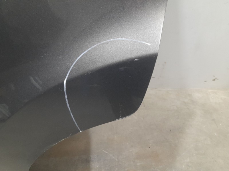 Recambio de puerta trasera izquierda para kia soul diva referencia OEM IAM 77003 TOCADA 