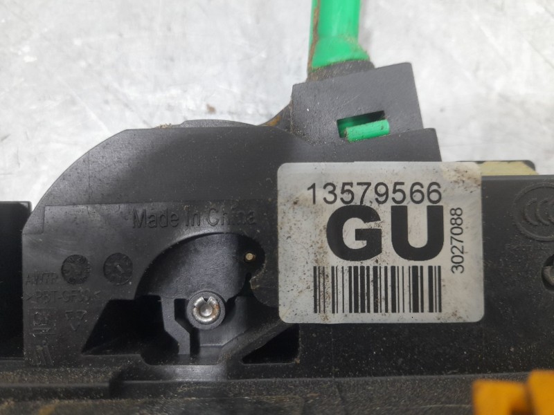 Recambio de cerradura puerta trasera derecha para chevrolet orlando (j309) 2.0 d referencia OEM IAM 13579866  