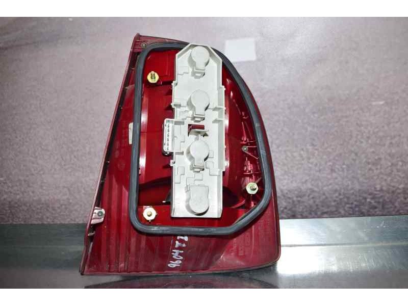 Recambio de piloto trasero izquierdo para skoda superb (3u4) classic referencia OEM IAM   