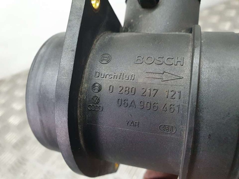 Recambio de caudalimetro para seat leon (1m1) signo referencia OEM IAM 06A906461 0280217121 BOSCH