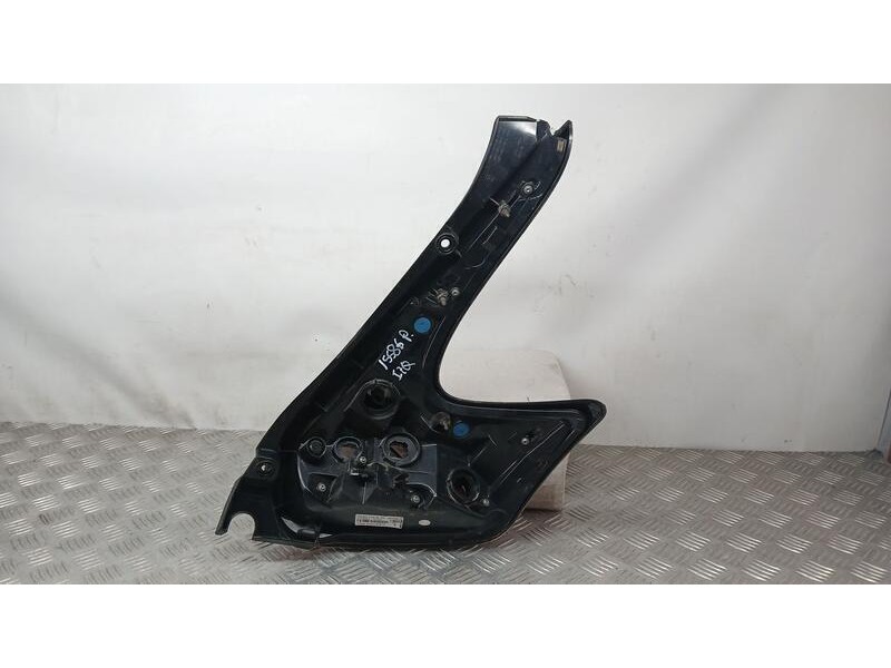 Recambio de piloto trasero izquierdo para nissan juke (f15) acenta referencia OEM IAM 26555BV80A ROZADO SIN PORTALAMPARAS L90049