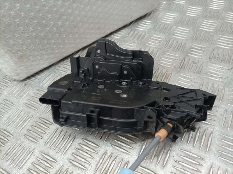 Recambio de cerradura puerta trasera izquierda para bmw serie x1 (u11) sdrive 1.8i referencia OEM IAM 7445045 1823810CZ ELECTRIC