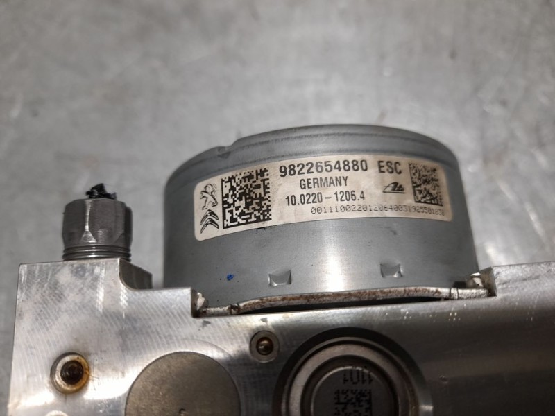 Recambio de abs para peugeot 208 1.6 e-hdi fap referencia OEM IAM 9822654880 10022012064 ATE