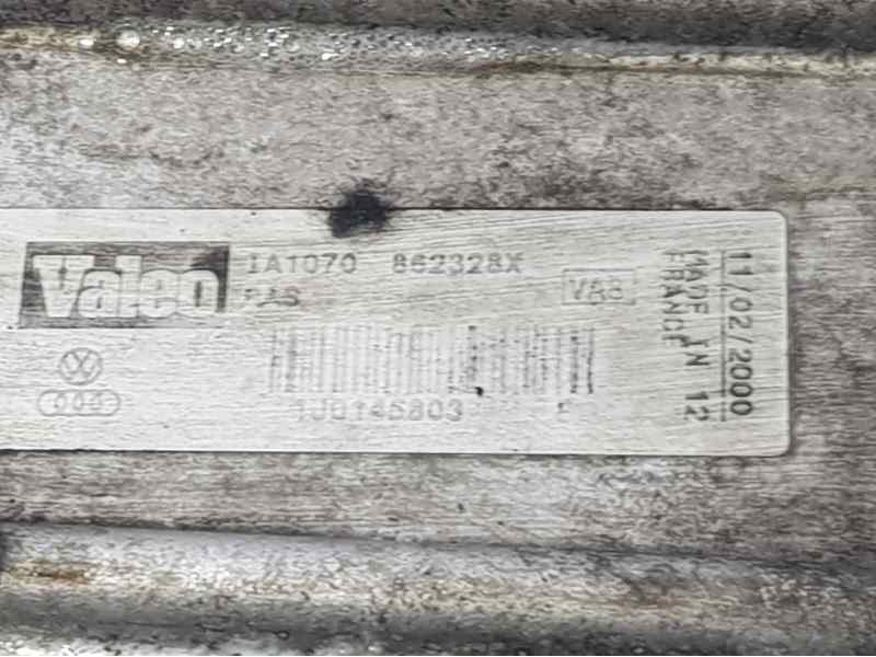 Recambio de intercooler para volkswagen bora berlina (1j2) highline referencia OEM IAM 1J0145803 IA1070862328X VALEO