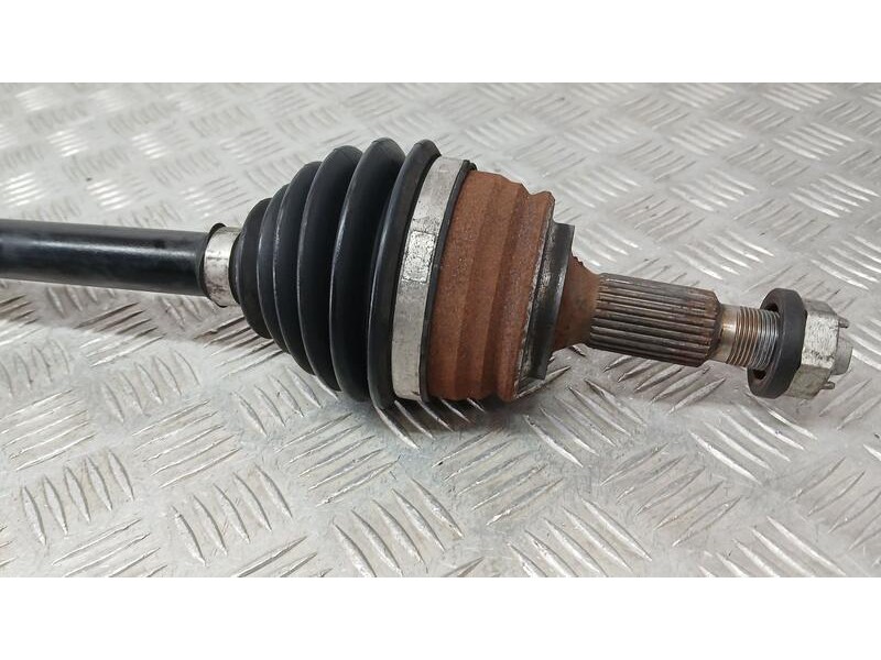 Recambio de transmision delantera derecha para peugeot 5008 allure referencia OEM IAM 9811176480  