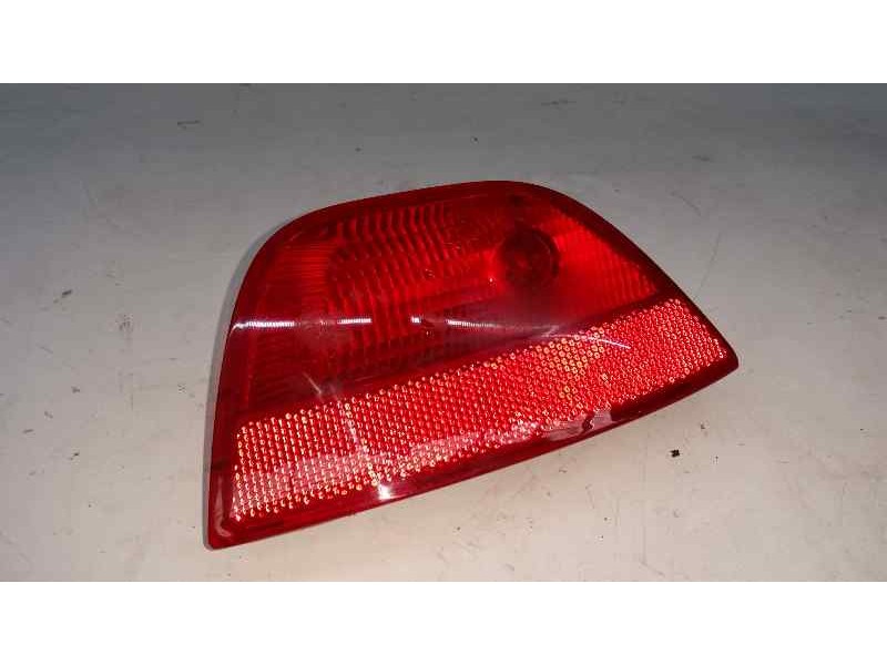 Recambio de faro antiniebla trasero izquierdo para ford focus berlina (cap) ghia referencia OEM IAM   