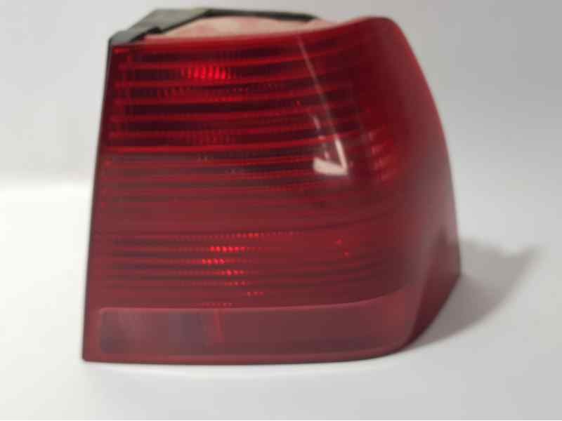 Recambio de piloto trasero derecho para volkswagen bora berlina (1j2) highline referencia OEM IAM 1J5945096AD  