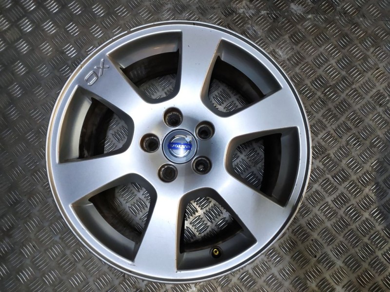 Recambio de juego llantas aluminio para volvo xc60 kinetic awd referencia OEM IAM 75X17 5 TORN ET 55 ALUMINIO 