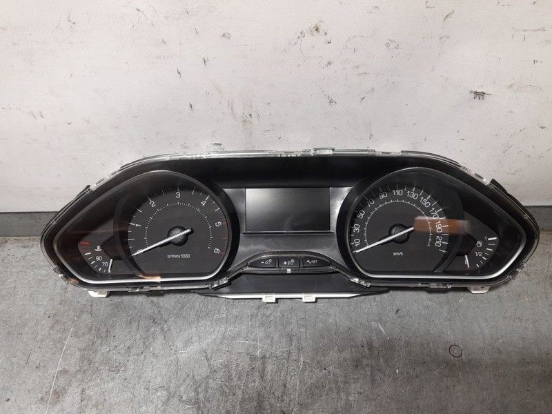 Recambio de cuadro instrumentos para peugeot 208 1.6 e-hdi fap referencia OEM IAM 9825986680  