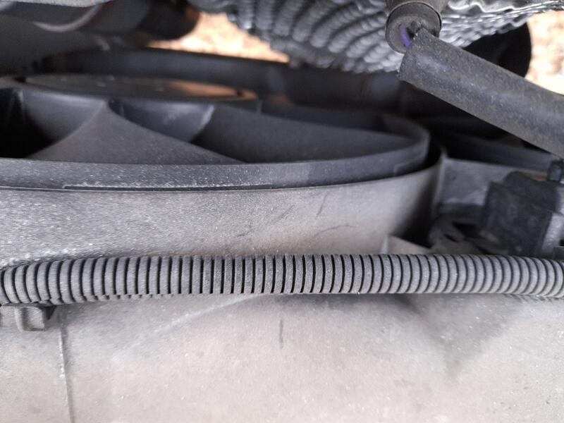 Recambio de electroventilador para chevrolet orlando (j309) 2.0 d referencia OEM IAM 13335184  