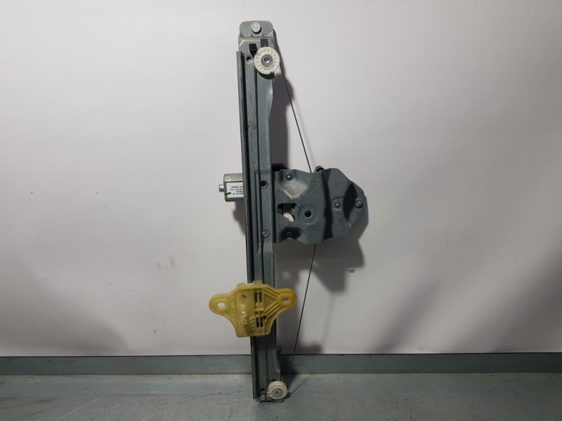 Recambio de elevalunas delantero derecho para renault clio iv life referencia OEM IAM 807205669R  ELECTRICO 2 PINS