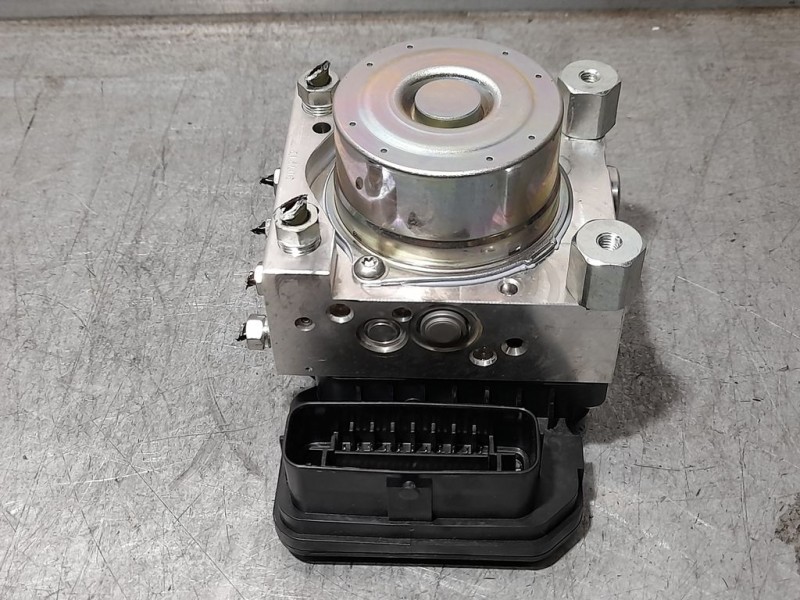 Recambio de abs para toyota hilux (kun) double cab 4x4 referencia OEM IAM 4454071440 8954171470 