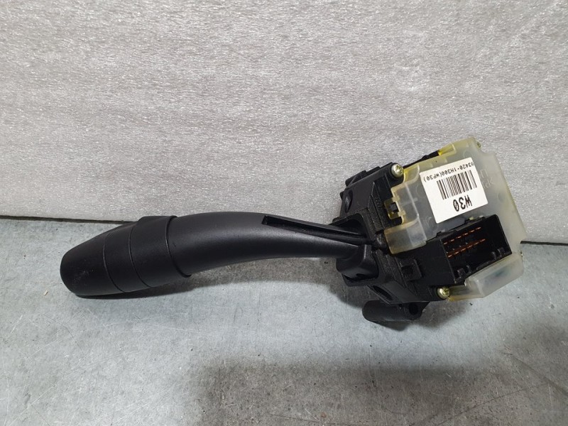 Recambio de mando limpia para kia cee´d active referencia OEM IAM 934201H300  