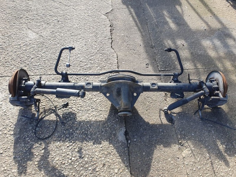 Recambio de puente trasero para iveco daily ka caja cerrada techo alto 35s... batalla 3950 cool referencia OEM IAM  C/ABS DISCO 