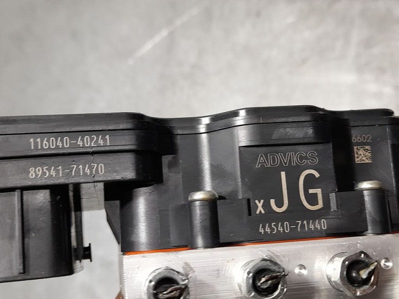 Recambio de abs para toyota hilux (kun) double cab 4x4 referencia OEM IAM 4454071440 8954171470 