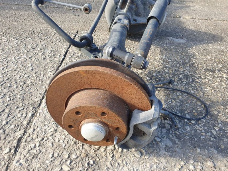 Recambio de puente trasero para iveco daily ka caja cerrada techo alto 35s... batalla 3950 cool referencia OEM IAM  C/ABS DISCO 