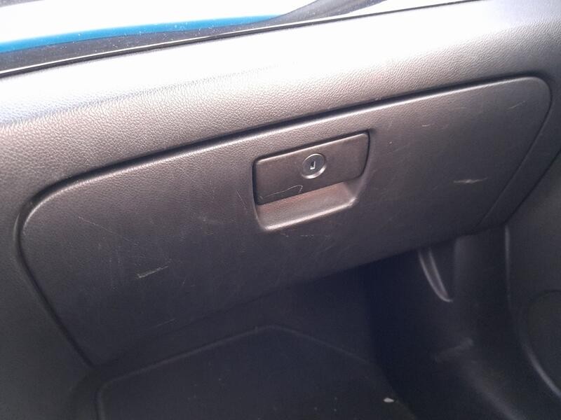 Recambio de guantera para chevrolet orlando (j309) 2.0 d referencia OEM IAM 95130205  